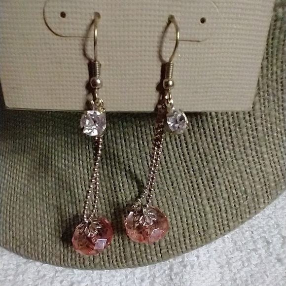 Long dangle wire rhinestone Pink bead goldtone Sarah & Co. Earrings - Picture 4 of 5